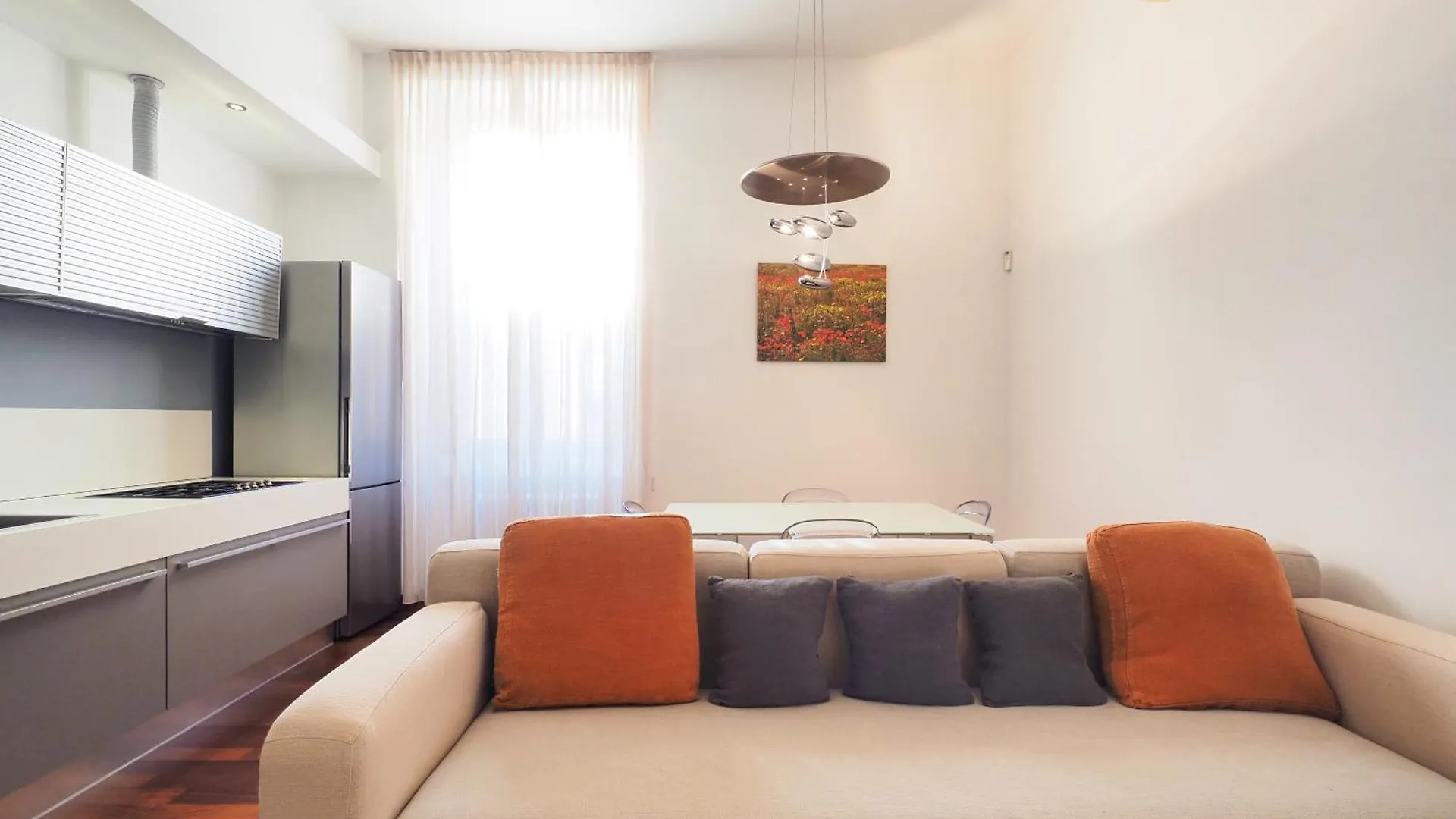 Bright Apartment In Porta Romana - Vannucci 0*, Milan Italy