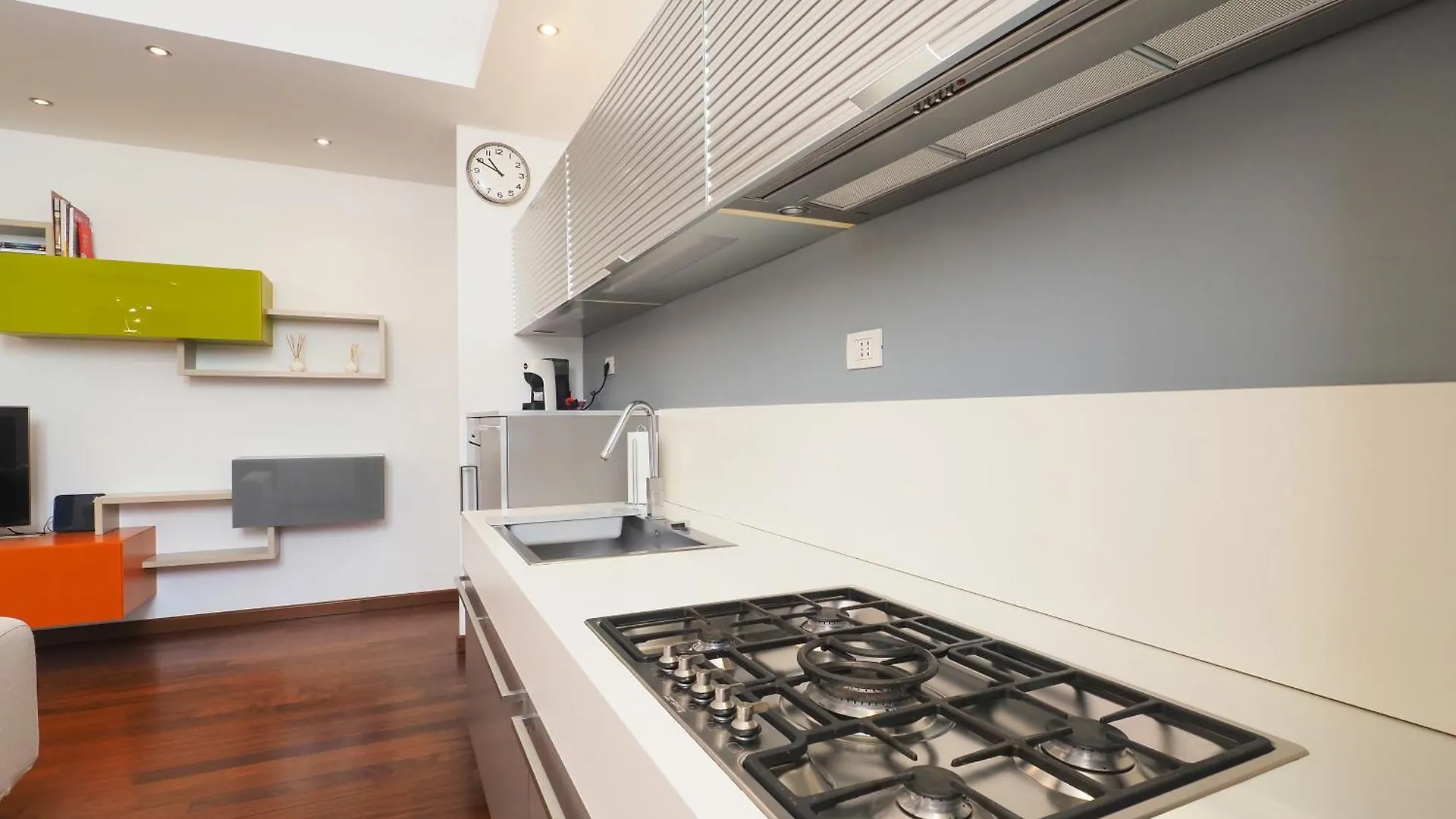Bright Apartment In Porta Romana - Vannucci  Milan