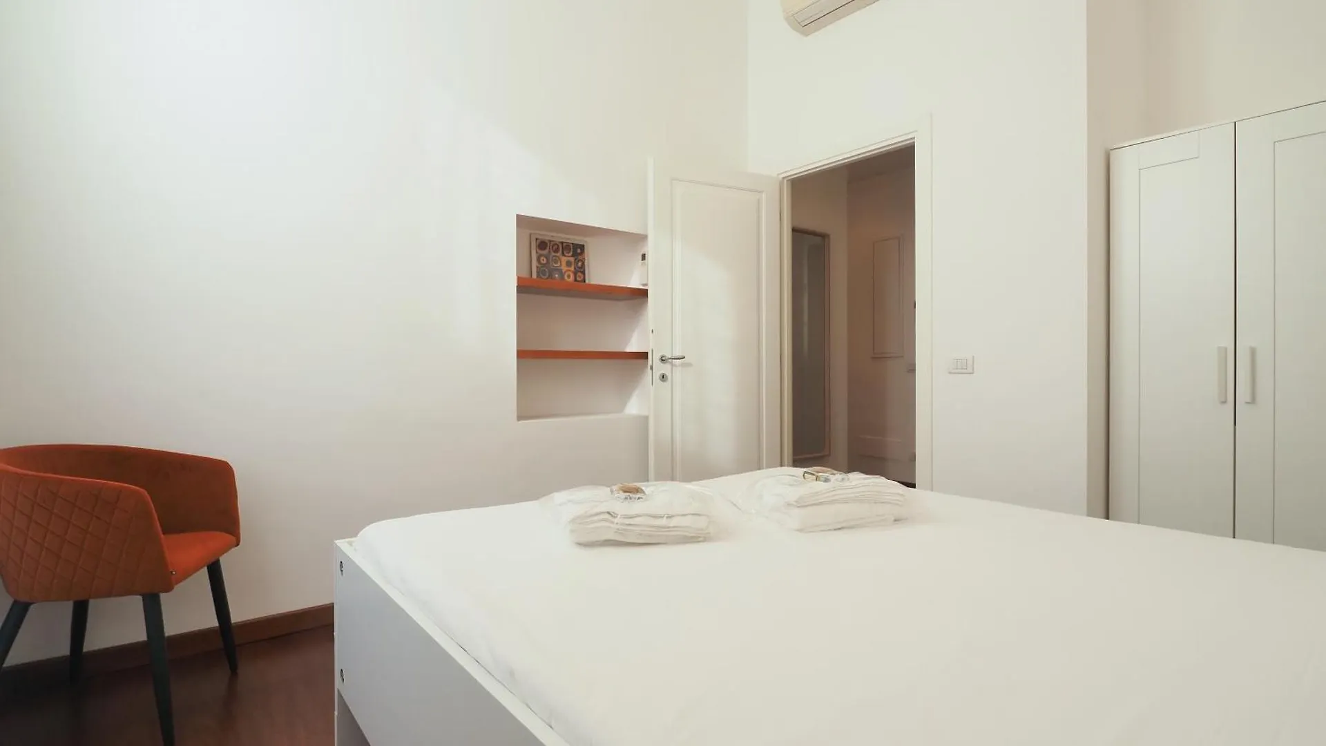 Bright Apartment In Porta Romana - Vannucci